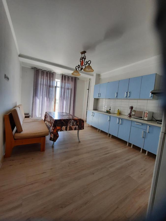 Diplomat - 2 Apartment Bișkek Exterior foto